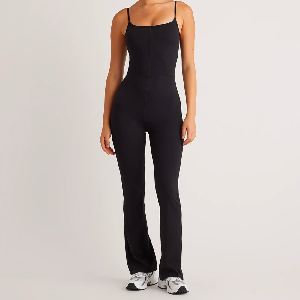 Aritzia bodysuit
